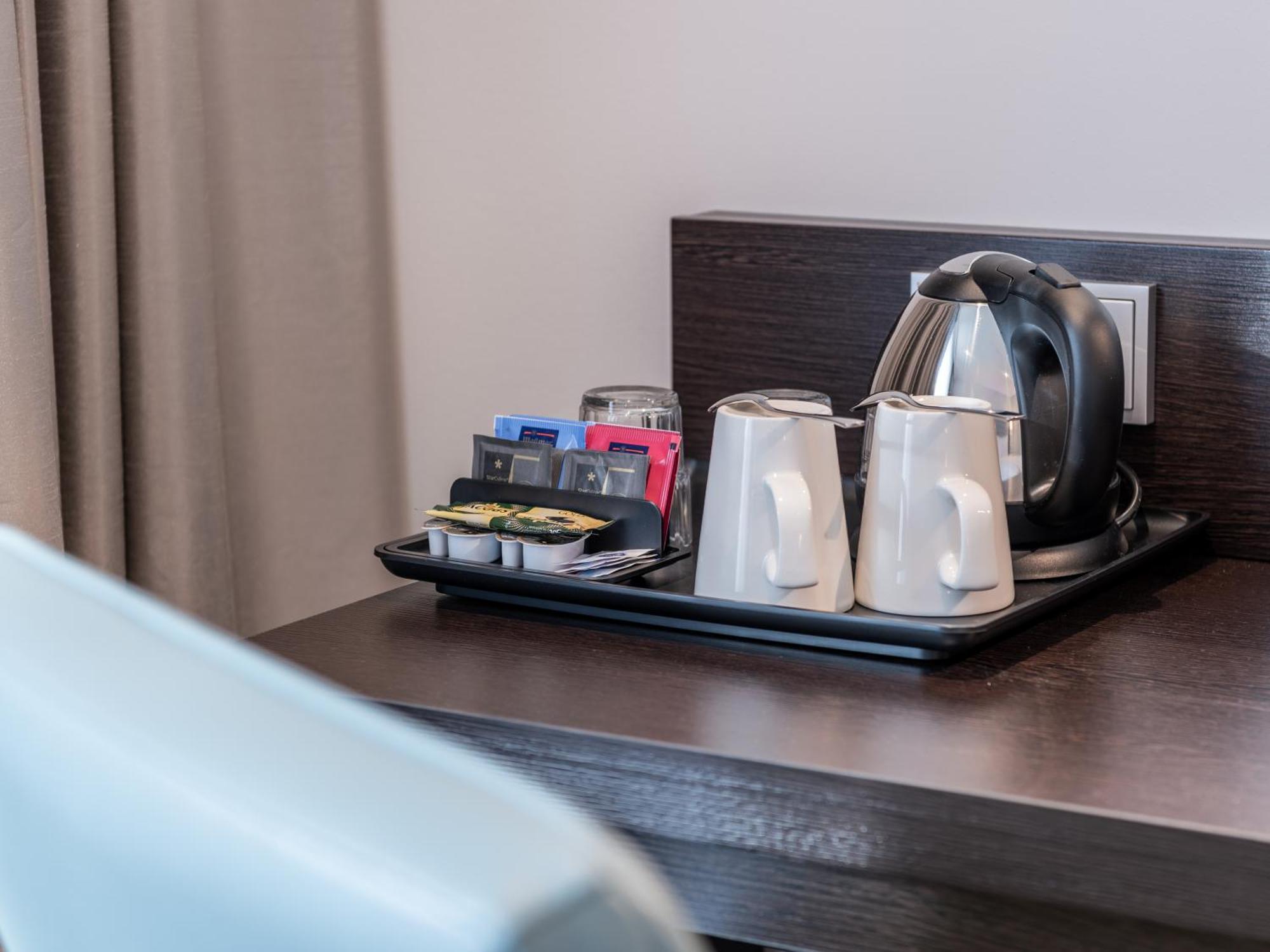 Premier Inn Duesseldorf City Friedrichstadt Екстериор снимка