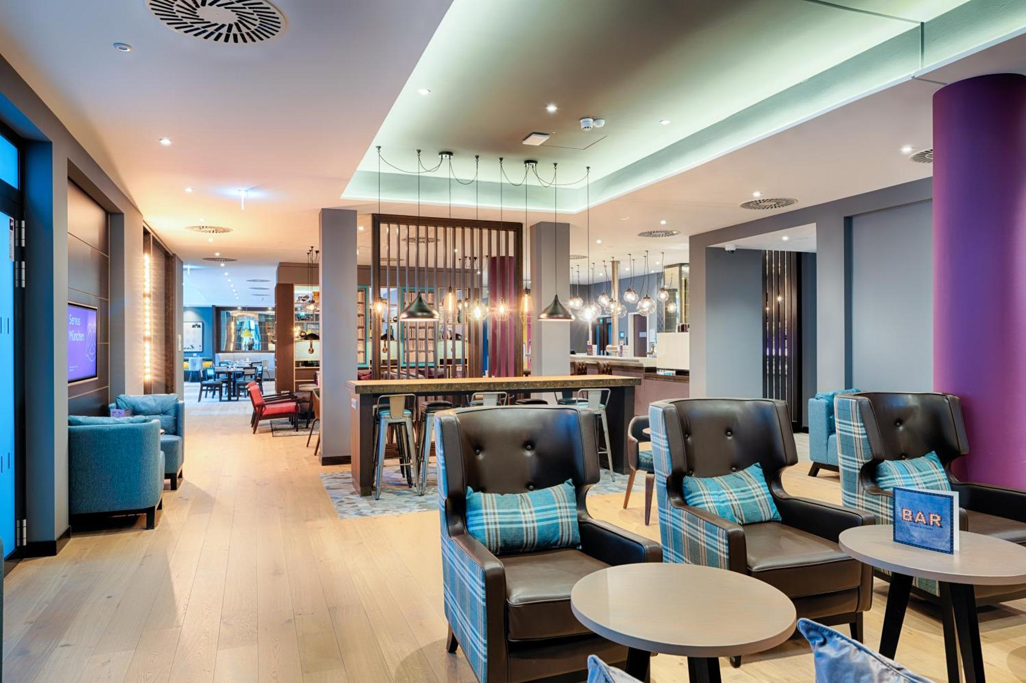 Premier Inn Duesseldorf City Friedrichstadt Екстериор снимка