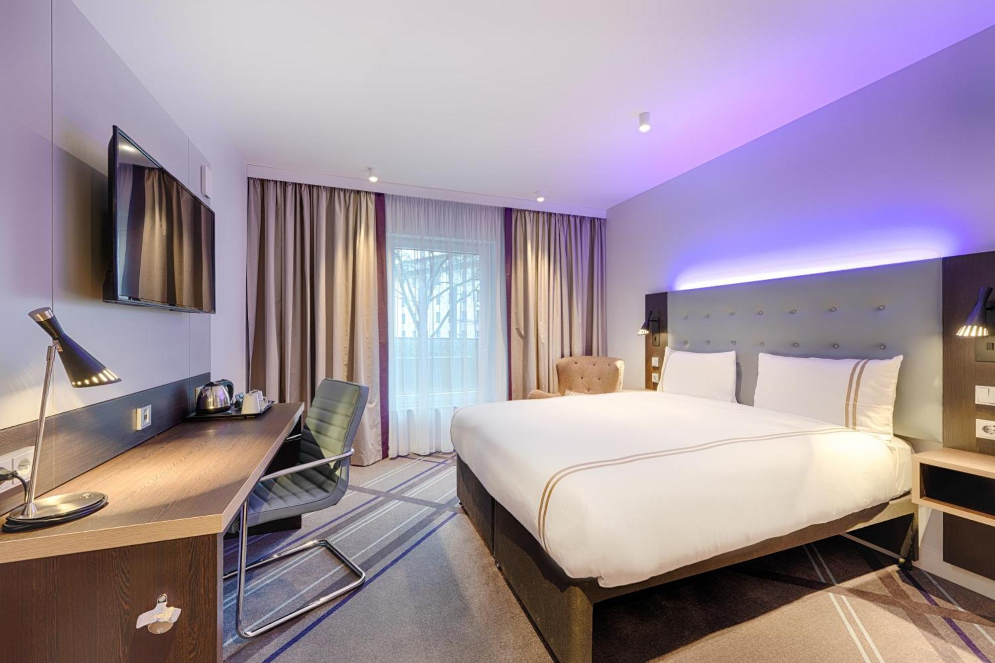 Premier Inn Duesseldorf City Friedrichstadt Екстериор снимка