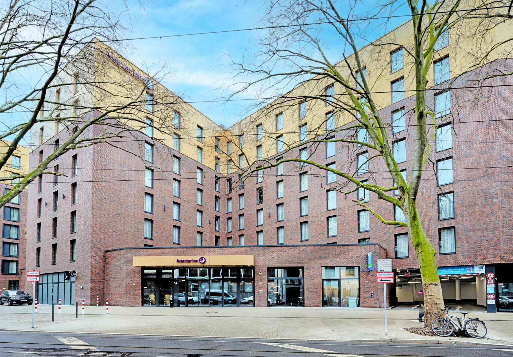 Premier Inn Duesseldorf City Friedrichstadt Екстериор снимка